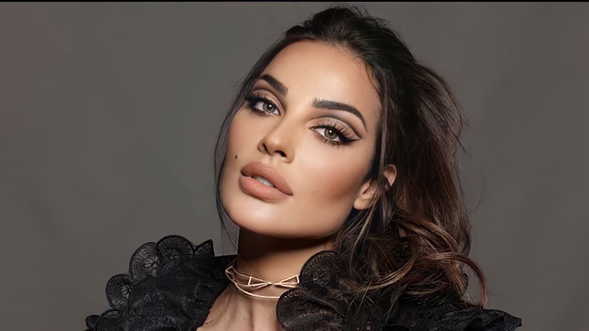 من هي نادين نجيم