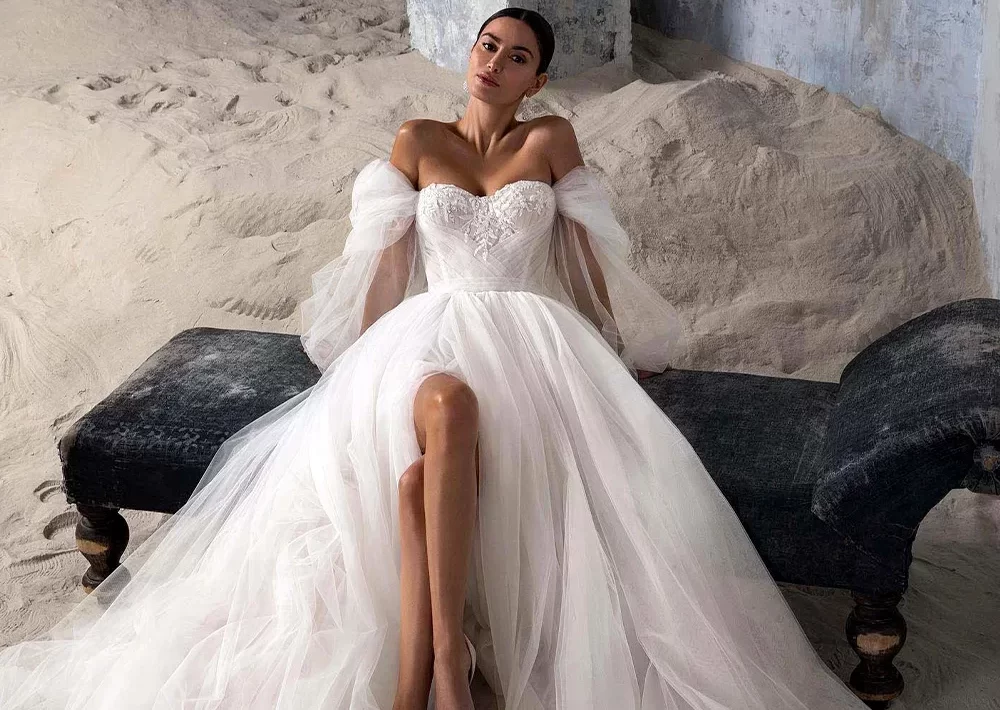 صور فساتين سهرة مفتوحة من الصدر