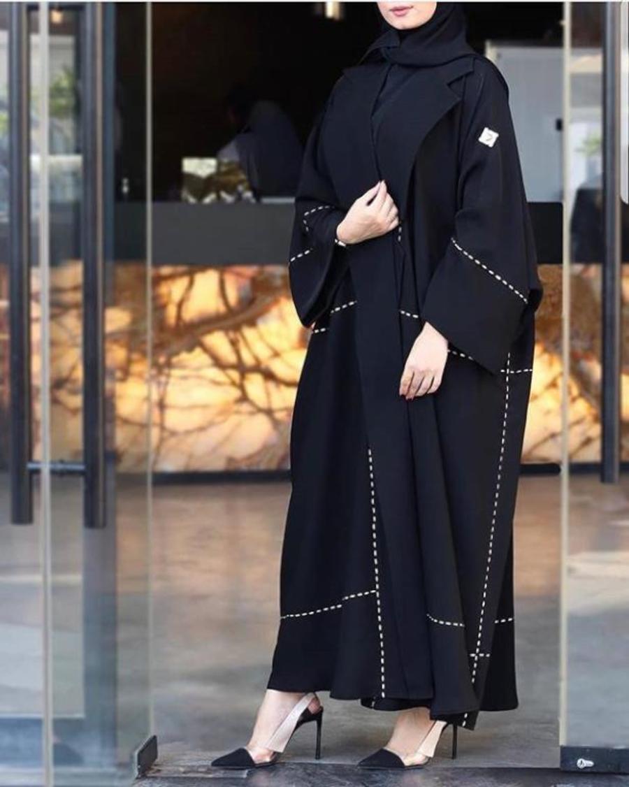 صور أجمل وأحلى عبايات خليجية 2025