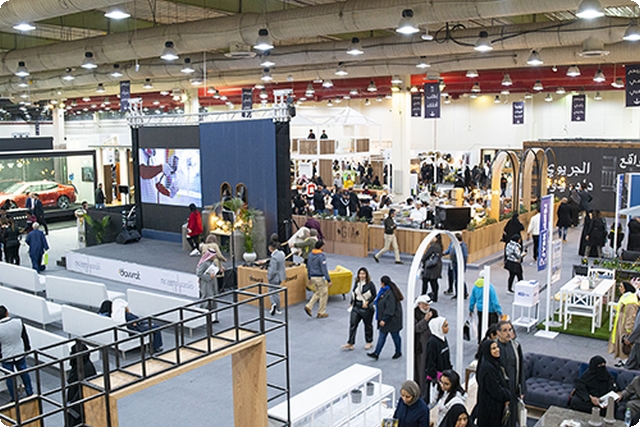 المشاركين في معرض مرزام