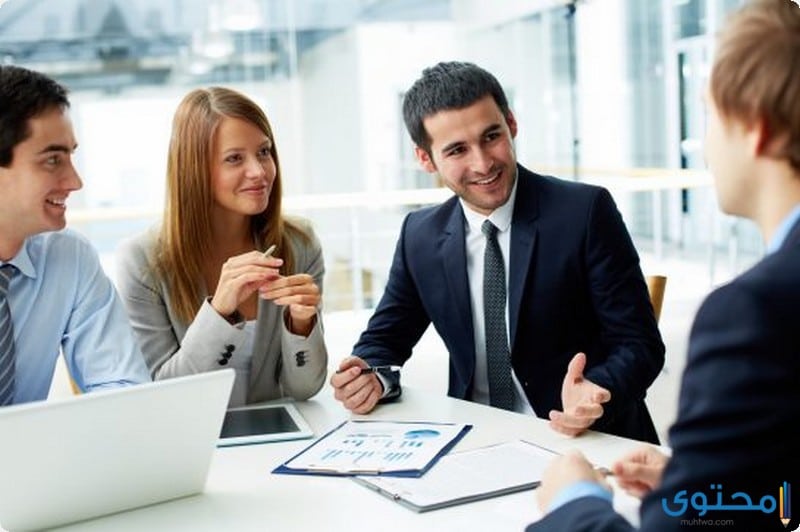 تعلم معنا فن التحدث مع الأخرين