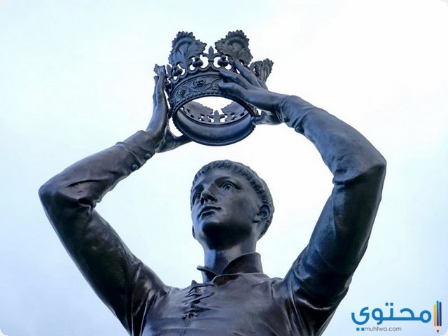 تقبيل يد الملك