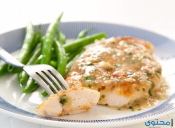 SFS Light Sauteed Chicken Breasts with a White Wine and Herb Pan Sauce article 800x600