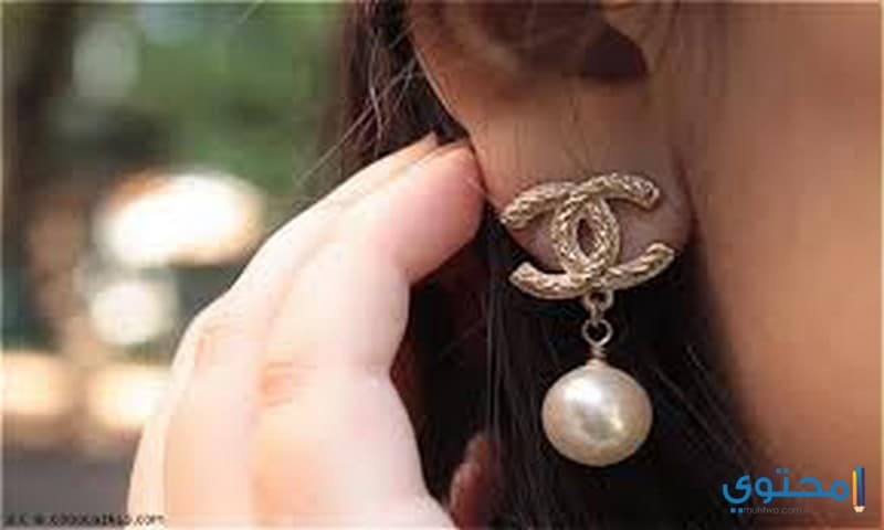 الحلق أو القرط في المنام