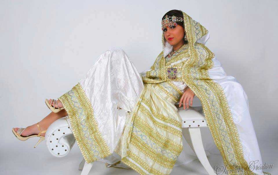 الملابس الفضفاضة في الحلم