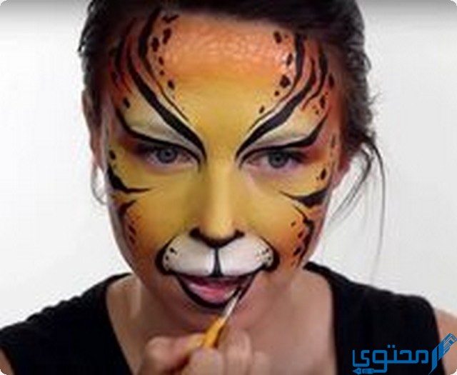 النقش على الوجه في المنام