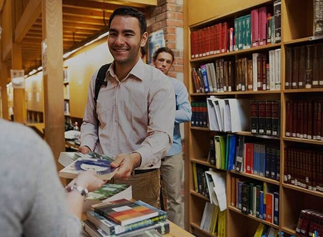 مهام مدير المكتبة الجامعية